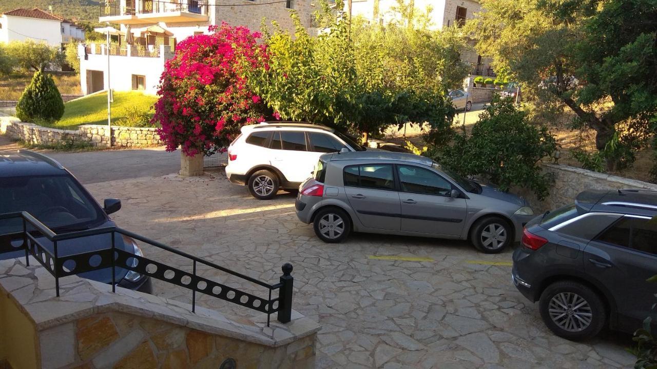 Hotel Patelis Púlithra Kültér fotó