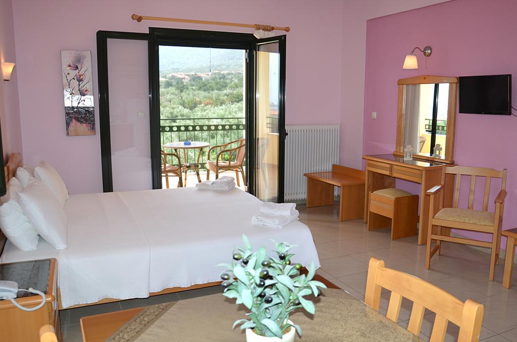 Hotel Patelis Púlithra Kültér fotó