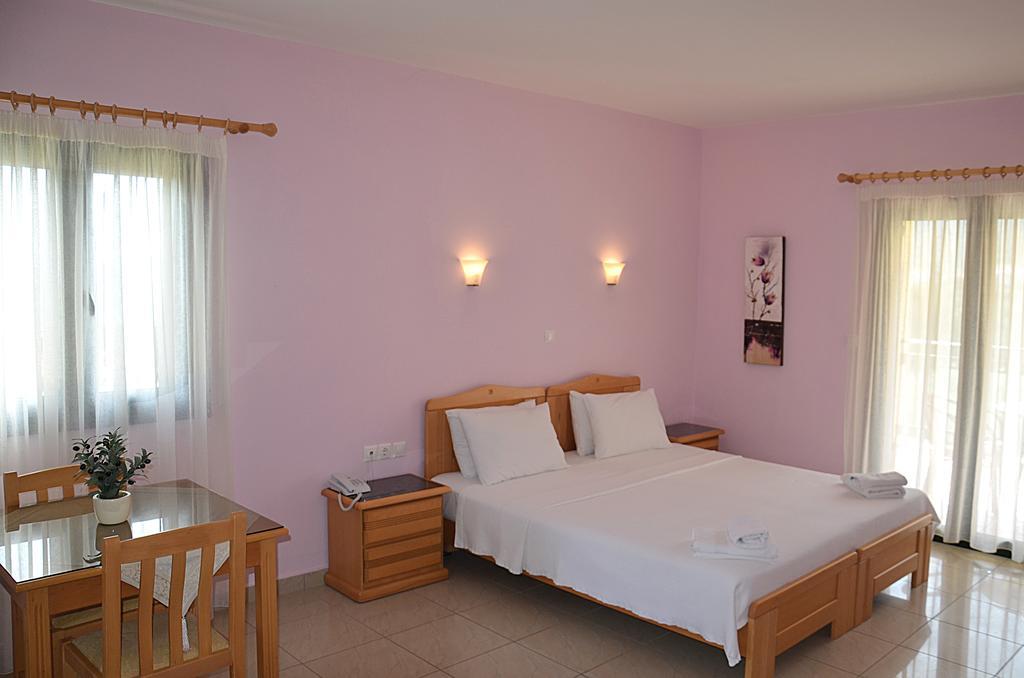 Hotel Patelis Púlithra Kültér fotó
