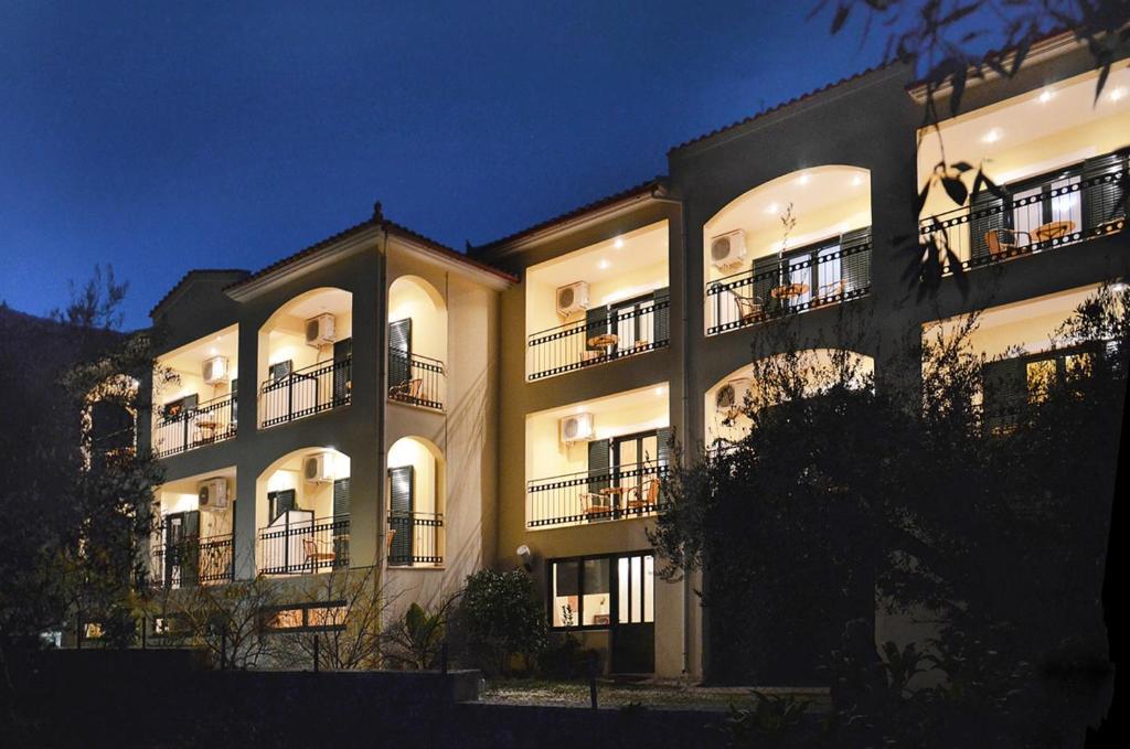 Hotel Patelis Púlithra Kültér fotó
